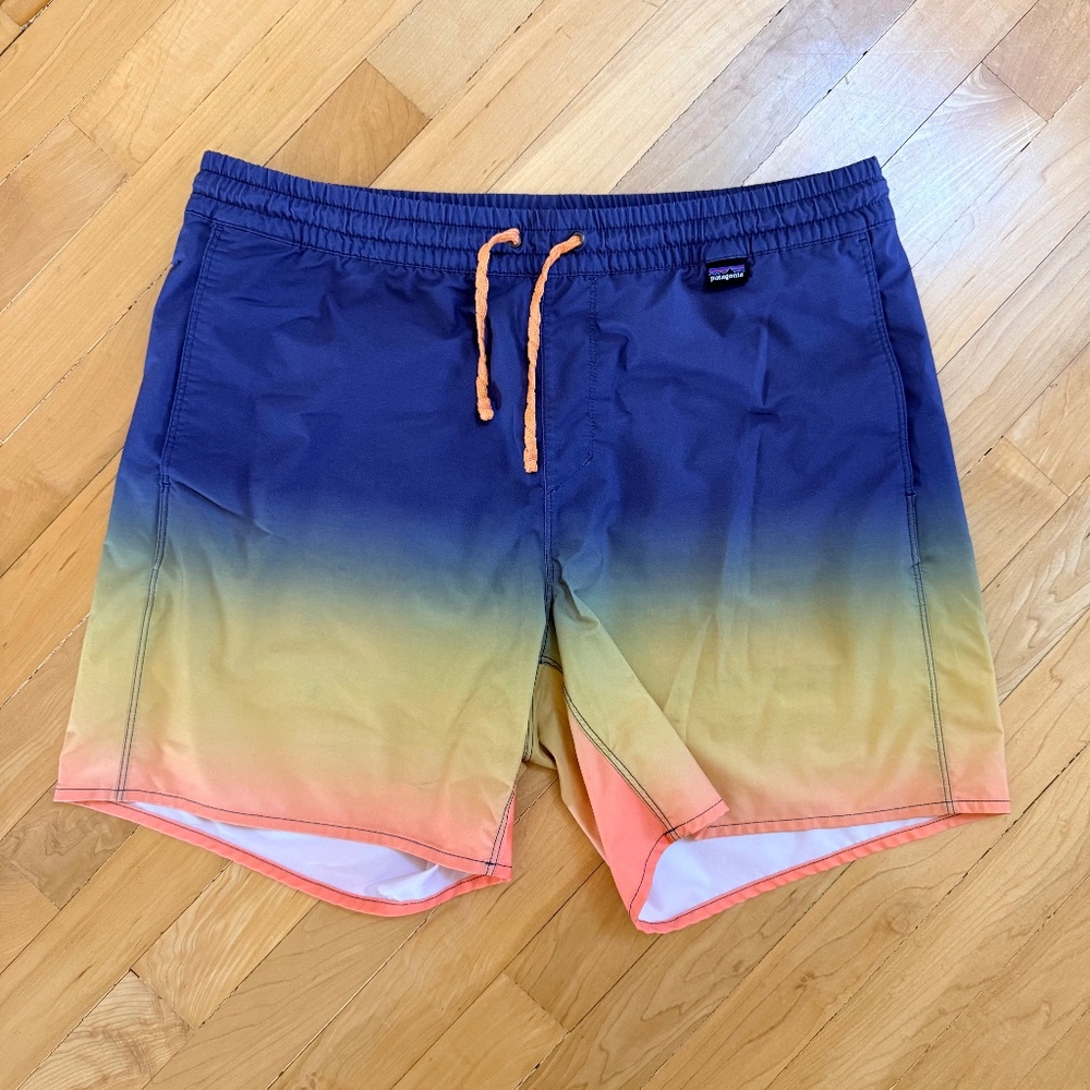 Mens Patagonia Ombre Athletic Shorts Size Medium Orange Blue Yellow